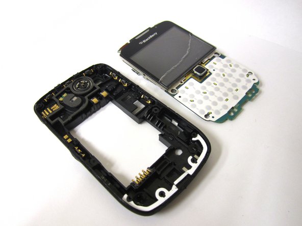 Blackberry Curve 9300 Screen Replacement: crwdns2935265:014crwdnd2935265:02crwdnd2935265:02crwdne2935265:0