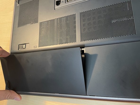 Dell Precision M4800 Wi-Fi Card Replacement: stap 0, afbeelding 2 van 3
