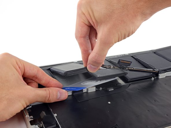 MacBook Pro 15" Retina Display Mid 2012 Battery Replacement: stap 0, afbeelding 3 van 3