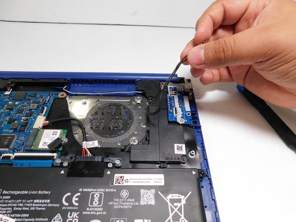 HP 14-dq0055dx Speaker Replacement: crwdns2935265:06crwdnd2935265:03crwdnd2935265:03crwdne2935265:0