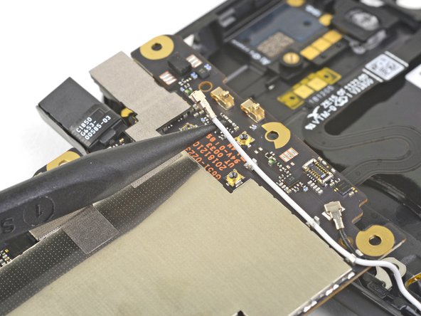 Google Pixel 3a Fingerprint Sensor Replacement: step 28, image 2 of 3