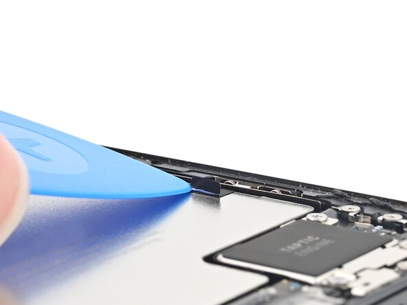 iPhone Air Battery Replacement, Loosen the second strip: crwdns2935265:028crwdnd2935265:01crwdnd2935265:03crwdne2935265:0