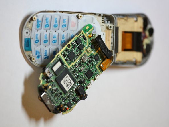 LG VX3200 Plastic Screen Cover Replacement: crwdns2935265:08crwdnd2935265:02crwdnd2935265:02crwdne2935265:0