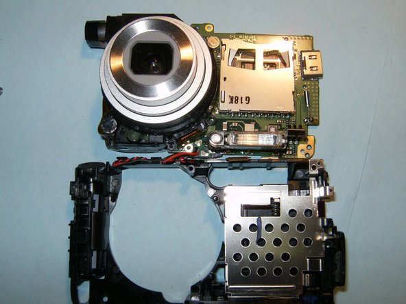 Samsung PL20 Lens Replacement: crwdns2935265:06crwdnd2935265:02crwdnd2935265:03crwdne2935265:0