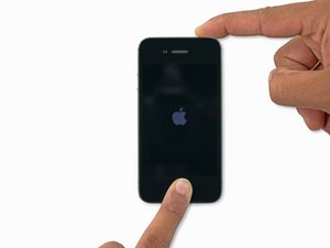 iPhone 4 Verizon'ı Manüel Olarak Yeniden Başlatma