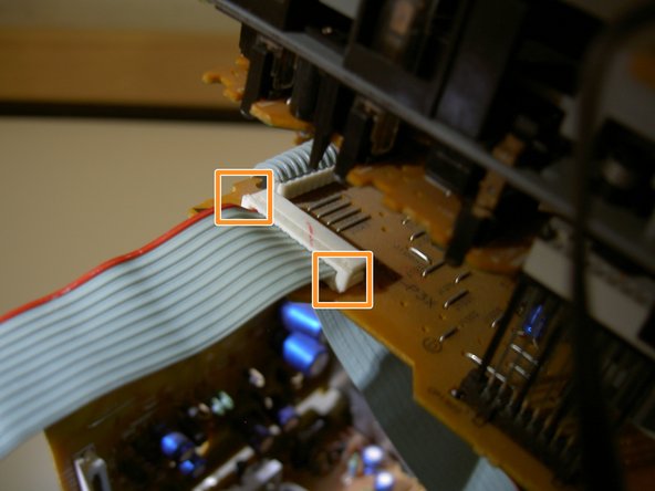 Panasonic SA-PM17 CD Tray Cover Replacement: crwdns2935265:08crwdnd2935265:02crwdnd2935265:03crwdne2935265:0