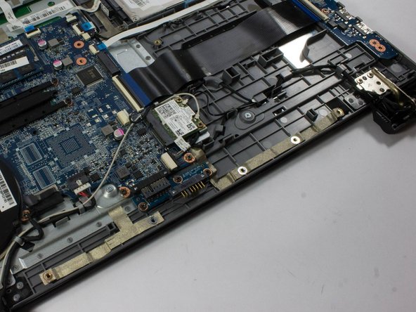 Lenovo Ideapad Flex 15 Wireless Networking Card Replacement: crwdns2935265:010crwdnd2935265:03crwdnd2935265:03crwdne2935265:0