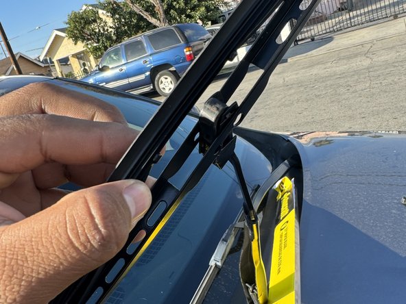 2014-2020 Dodge Durango Windshield Wiper Replacement: crwdns2935265:03crwdnd2935265:03crwdnd2935265:03crwdne2935265:0