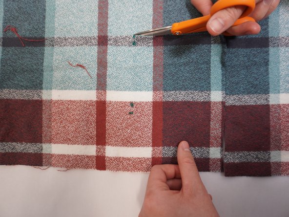 How to Patch a Hole in Pullover Hoodie with Fabric: crwdns2935265:03crwdnd2935265:02crwdnd2935265:02crwdne2935265:0