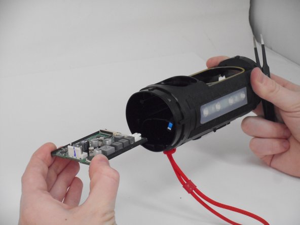 JBL Flip 6 Motherboard Replacement: crwdns2935265:020crwdnd2935265:03crwdnd2935265:03crwdne2935265:0