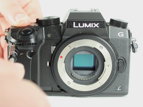 Panasonic Lumix DMC-G7 Rear Thumbwheel Replacement: crwdns2935265:015crwdnd2935265:02crwdnd2935265:02crwdne2935265:0