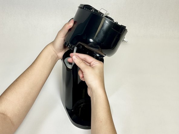 How to Clean a Mainstays Coffee Maker Water Tube: crwdns2935265:010crwdnd2935265:02crwdnd2935265:03crwdne2935265:0