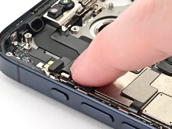 iPhone 15 Pro Front Camera Assembly Replacement, Connect the microphone: étape 35, image 2 de 2