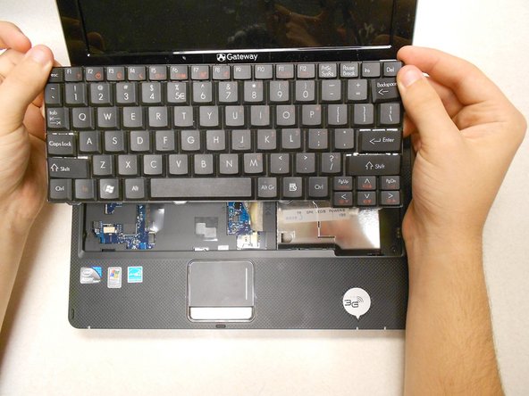 Gateway KAV60 LT2016U Netbook Cooling Fan Replacement: crwdns2935265:06crwdnd2935265:02crwdnd2935265:03crwdne2935265:0