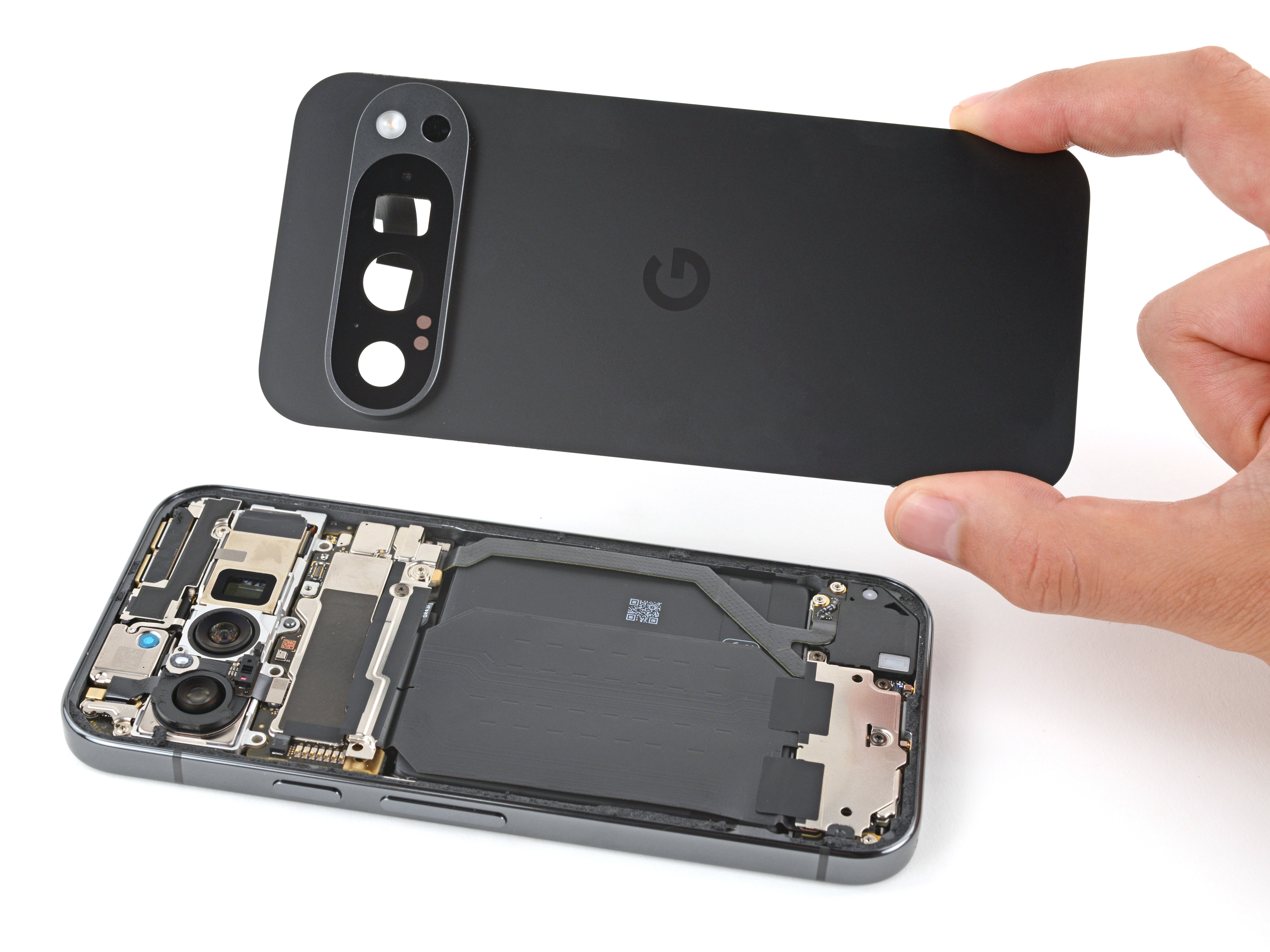 pixel 7 背面に破損あり Google Pixel 背面パネル修理｜スマホ修理ならiCracked