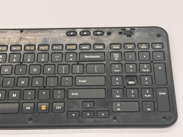 Logitech Wireless K360 Key Cap Replacement: crwdns2935265:04crwdnd2935265:03crwdnd2935265:03crwdne2935265:0