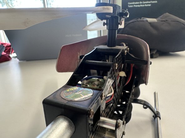 Rc helicopter teardown, Rc helicopter teardown: crwdns2935265:01crwdnd2935265:03crwdnd2935265:03crwdne2935265:0