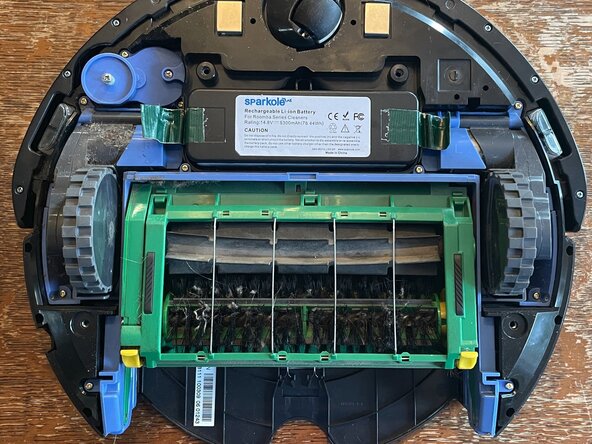 iRobot Roomba 581 Teardown, Battery and Modules: crwdns2935265:03crwdnd2935265:01crwdnd2935265:02crwdne2935265:0