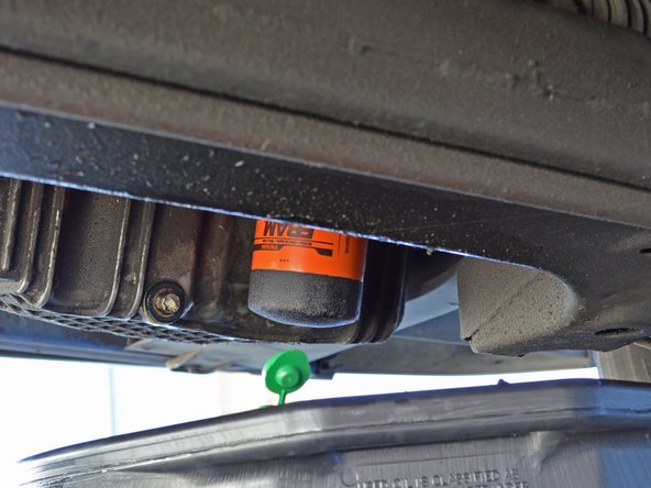 1995-1999 Dodge/Plymouth Neon Oil Change (SOHC): crwdns2935265:08crwdnd2935265:03crwdnd2935265:03crwdne2935265:0