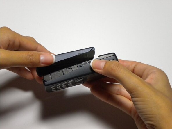 Nokia 6590i SIM Card Replacement, Battery: crwdns2935265:01crwdnd2935265:02crwdnd2935265:02crwdne2935265:0