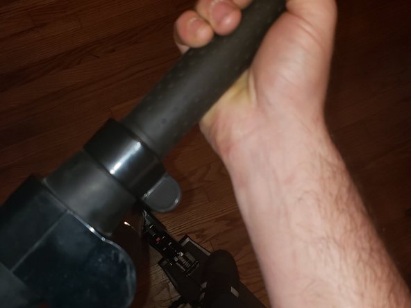 Gotrax GXL Scooter Battery Pack Replacement, Removing the console/head unit: step 3, image 1 of 2