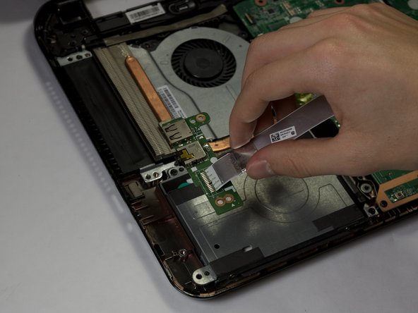 HP Pavilion 14-c015dx Chromebook Headphone Jack Replacement: crwdns2935265:010crwdnd2935265:03crwdnd2935265:03crwdne2935265:0