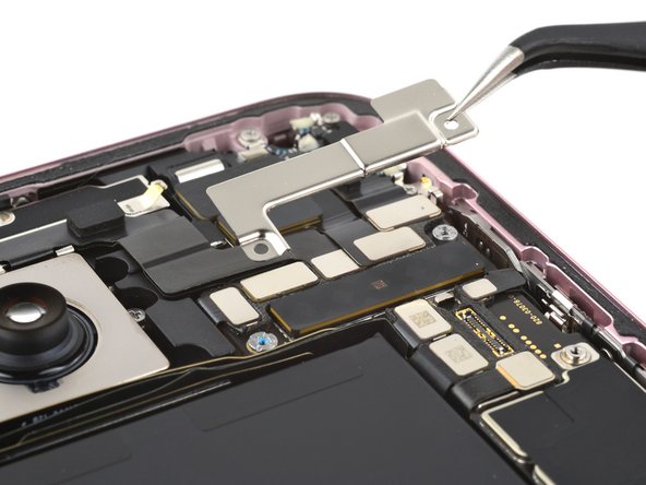 iPhone 15 Plus Earpiece Speaker Replacement