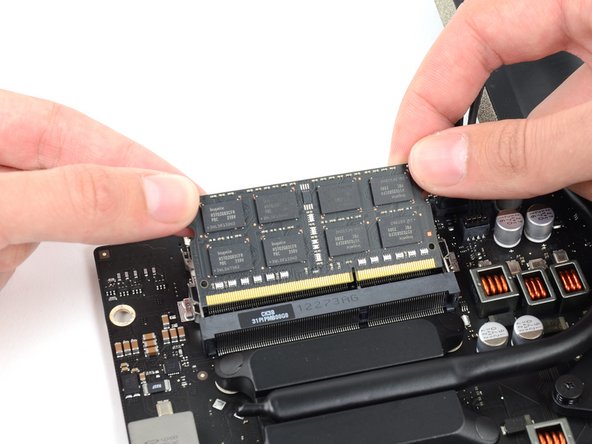 iMac Intel 21.5" EMC 2544 Logic Board Replacement, RAM: crwdns2935265:062crwdnd2935265:03crwdnd2935265:03crwdne2935265:0