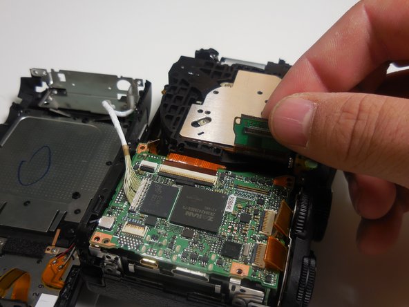 Nikon COOLPIX P7700 Focusing Screen Replacement: crwdns2935265:012crwdnd2935265:02crwdnd2935265:02crwdne2935265:0