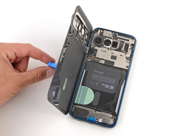 Google Pixel 10 Pro XL USB‑C Board Replacement, Prop up the back glass: 47 단계, 이미지 1개 중 1개