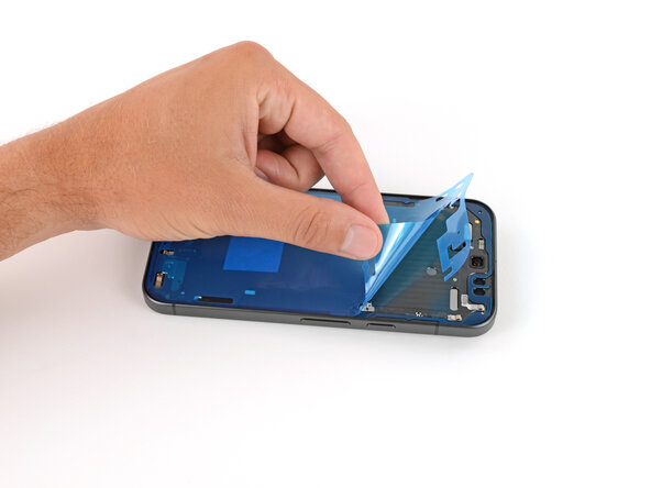 Google Pixel 10 Screen Replacement, Remove the larger liner: crwdns2935265:022crwdnd2935265:02crwdnd2935265:03crwdne2935265:0