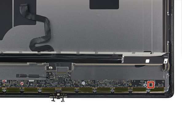 iMac Pro Teardown: crwdns2935265:016crwdnd2935265:03crwdnd2935265:03crwdne2935265:0