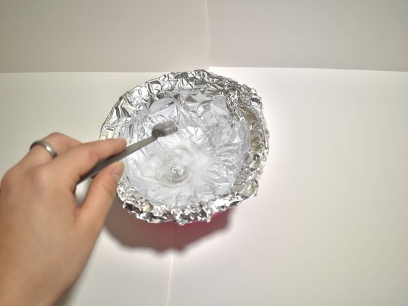 How to Remove Tarnish from a Pandora Bracelet: crwdns2935265:04crwdnd2935265:02crwdnd2935265:02crwdne2935265:0