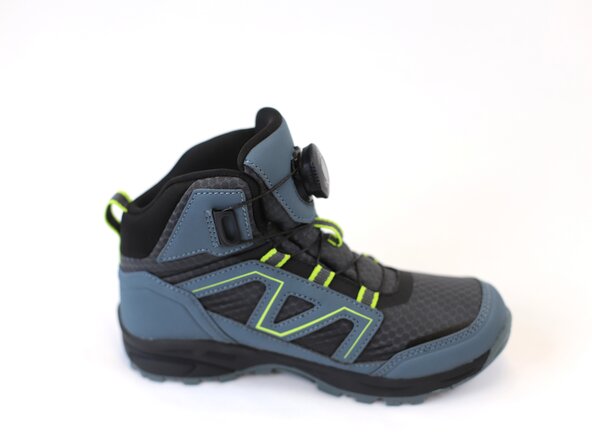 How to Replace a Dial-Lace System in a Hiking Boot, Finished and ready!: crwdns2935265:022crwdnd2935265:02crwdnd2935265:02crwdne2935265:0