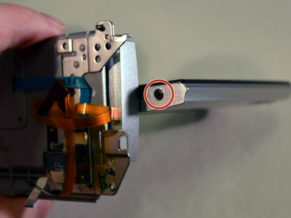 Sony Handycam DCR-SR68 LCD Screen Replacement: crwdns2935265:022crwdnd2935265:02crwdnd2935265:03crwdne2935265:0