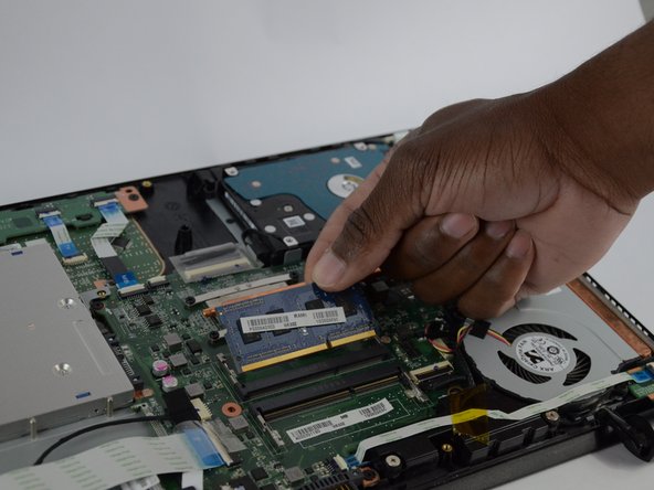 Toshiba Satellite C55D-C5106 RAM Replacement: crwdns2935265:05crwdnd2935265:02crwdnd2935265:02crwdne2935265:0