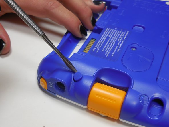 Vtech InnoTab 3 Rear Panel Diassembly: crwdns2935265:03crwdnd2935265:02crwdnd2935265:03crwdne2935265:0