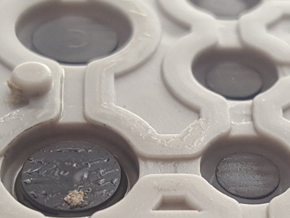 Infrared Remote Control Cleaning, Lid and Rubber Keypad Cleaning: crwdns2935265:03crwdnd2935265:03crwdnd2935265:03crwdne2935265:0