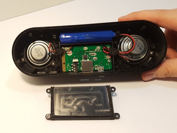 Zenbre SoundBank Z3 Battery Replacement, Motherboard Cover: crwdns2935265:04crwdnd2935265:03crwdnd2935265:03crwdne2935265:0