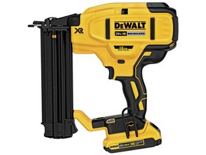 Dewalt compressor discount with nail gun