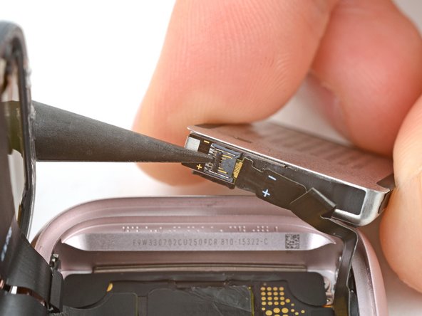 Apple Watch Series 9 (41mm) Battery Replacement, Disconnect the battery: 20 단계, 이미지 2개 중 2개