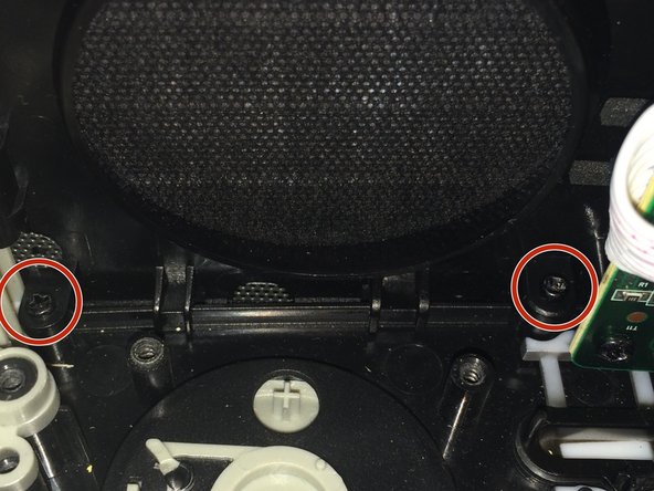 iHome iBN97 Display Screen Replacement, Dismantling the Case: crwdns2935265:09crwdnd2935265:02crwdnd2935265:03crwdne2935265:0