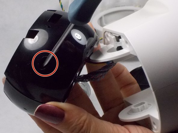 D-Link DCS-5222L Motor Replacement: crwdns2935265:06crwdnd2935265:02crwdnd2935265:02crwdne2935265:0