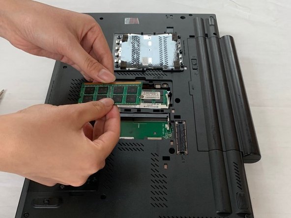 Lenovo ThinkPad W530 2438-52U RAM Replacement: crwdns2935265:04crwdnd2935265:02crwdnd2935265:02crwdne2935265:0