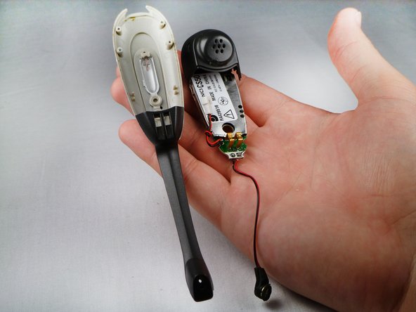 Plantronics CS50 Headset Motherboard Replacement: crwdns2935265:07crwdnd2935265:02crwdnd2935265:02crwdne2935265:0