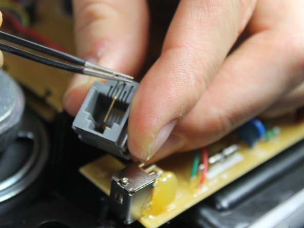 ATT CL2940 Phone Jack Replacement, Phone Jack: crwdns2935265:04crwdnd2935265:02crwdnd2935265:02crwdne2935265:0