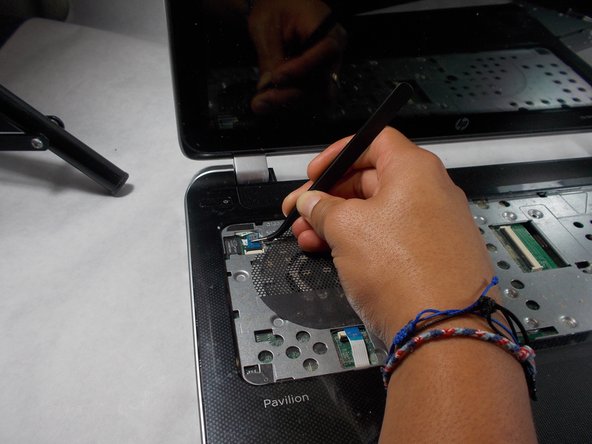 HP Pavilion 15-n210dx Hard Drive Replacement: crwdns2935265:07crwdnd2935265:02crwdnd2935265:02crwdne2935265:0