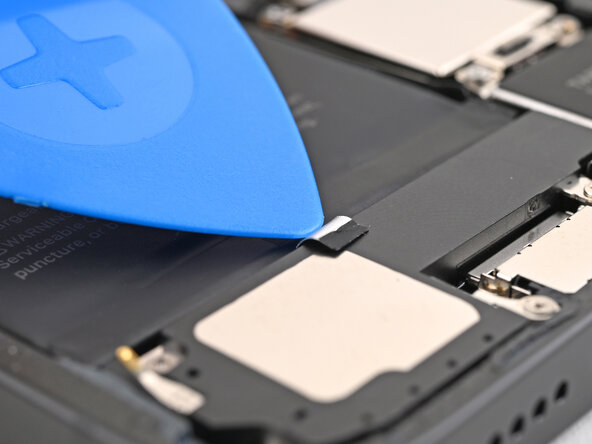 iPhone 16e Battery Replacement