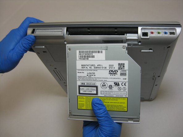 Gateway 600YGR  DVD Disc Drive Replacement: crwdns2935265:03crwdnd2935265:02crwdnd2935265:03crwdne2935265:0