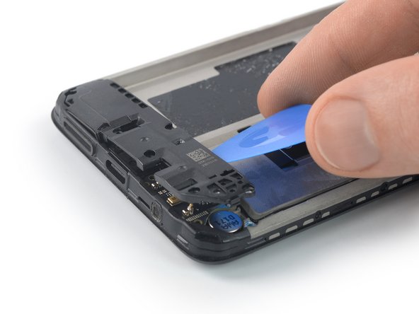 Xiaomi Redmi Note 9T Screen Replacement, Pry up the loudspeaker assembly: crwdns2935265:023crwdnd2935265:02crwdnd2935265:02crwdne2935265:0